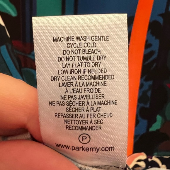 Floral Silky No Sleeve Blouse - Picture 2 of 5